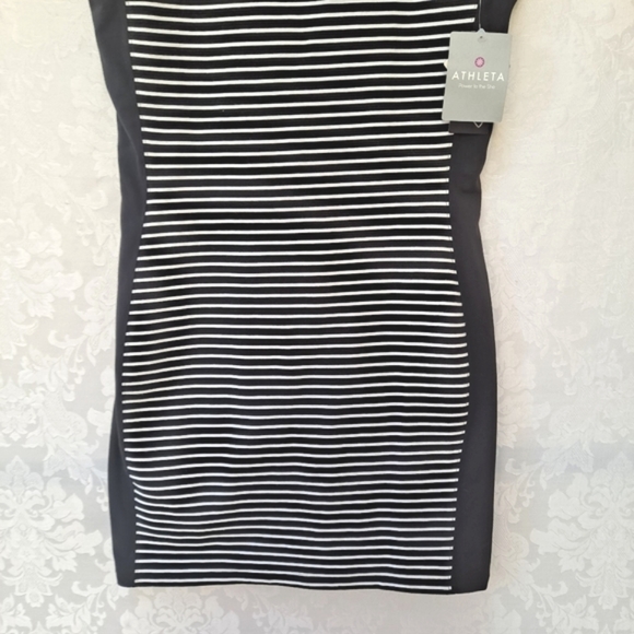 Athleta Mala Black White Scoop Back Sleeveless Tank Dress szL - Picture 5 of 10